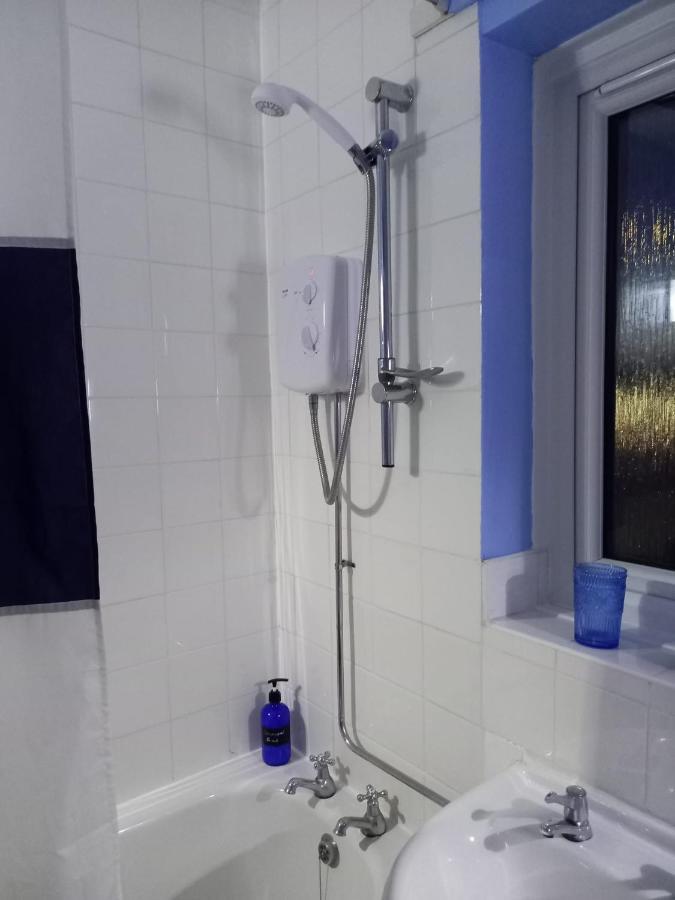 Twin Room In Prescot Homestay 외부 사진